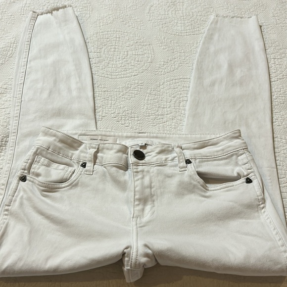 Kut from the Kloth Donna Ankle Skinny. 6 - Picture 3 of 12